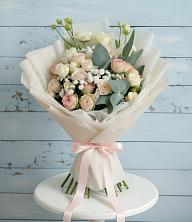 Букет цветов из:  Розы и Лизиантусы в Юбилейном Курской области