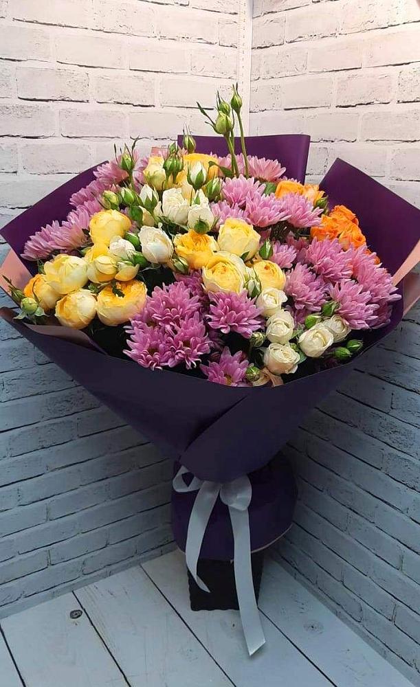 Букет цветов из: Хризантемы и Розы в Юбилейном Курской области