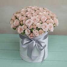 Цветочная композиция из Розы в шляпной коробке в Юбилейном Курской области