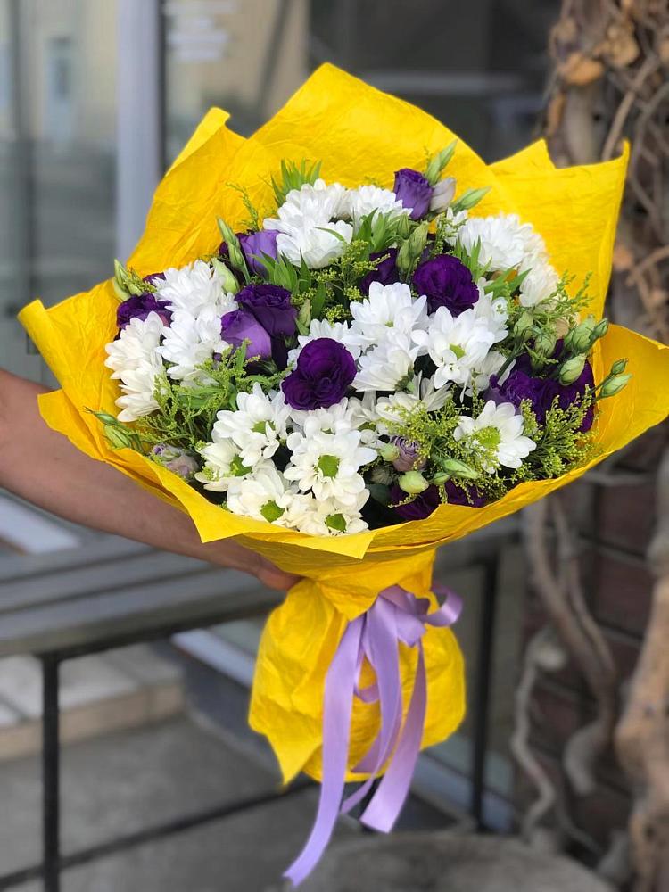 Букет цветов из: Ирисы, Хризантемы и Ромашки в Юбилейном Курской области