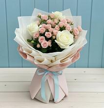 Букет цветов из:  Розы #REPLACE_PRED# Юбилейном Курской области