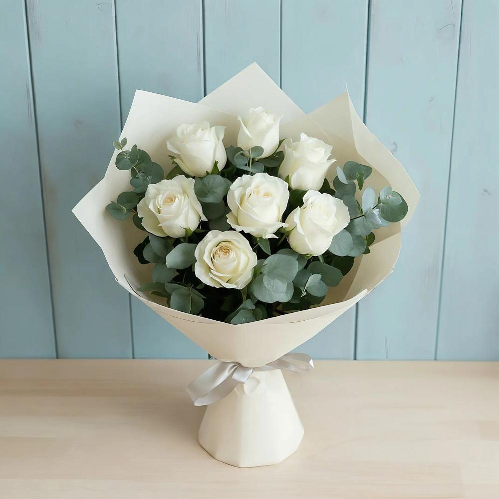 Букет Белые розы в Эвкалипте в Юбилейном Курской области