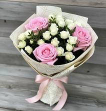 Букет цветов из:  Розы в Юбилейном Курской области
