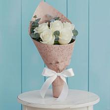 Букет цветов из:  Розы в Юбилейном Курской области