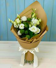 Букет цветов из:  Хризантемы и Лизиантусы #REPLACE_PRED# Юбилейном Курской области