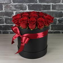 Цветочная композиция из Розы в шляпной коробке в Юбилейном Курской области