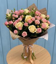 Букет цветов из:  Розы в Юбилейном Курской области