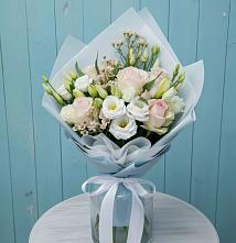 Букет цветов из:  Розы и Лизиантусы в Юбилейном Курской области